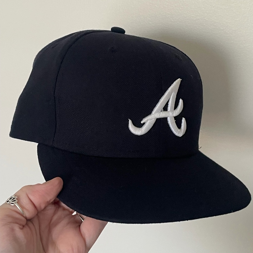 Men's Atlanta Braves New Era Navy Road Authentic 59FIFTY Fitted Hat